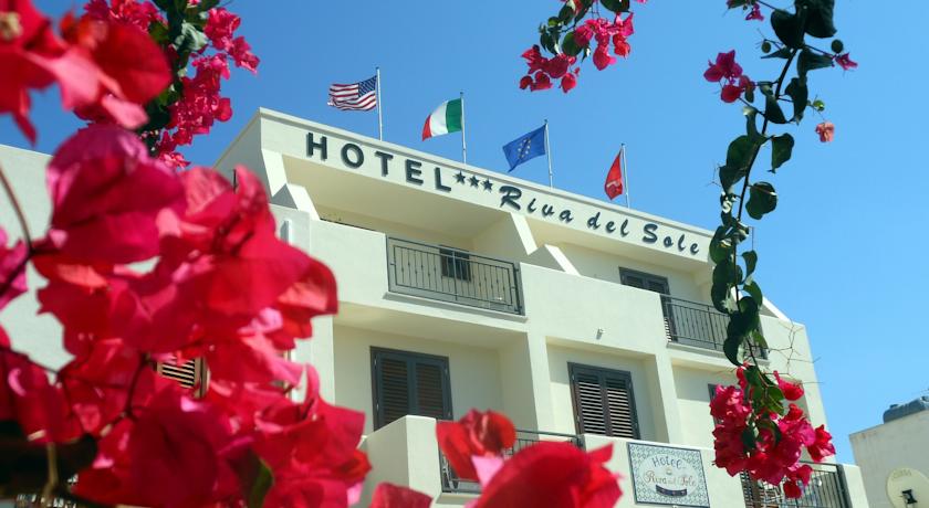Riva del sole Hotel