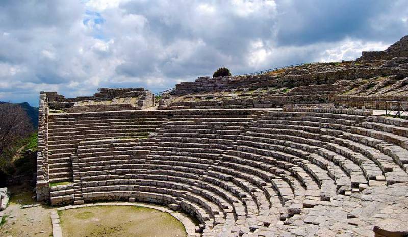Il turismo a Segesta